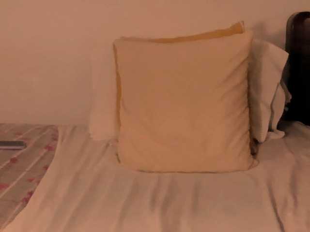 Lucypalmax's BongaCams show and profile