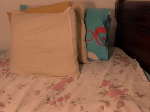 Lucypalmax's BongaCams show and profile