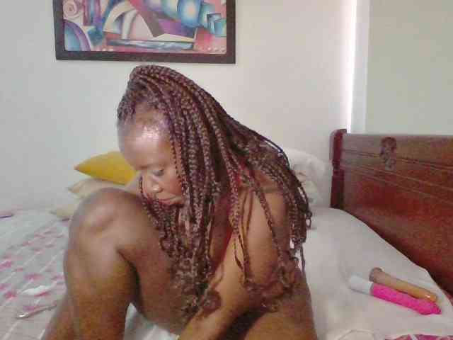 Lucypalmax webcam