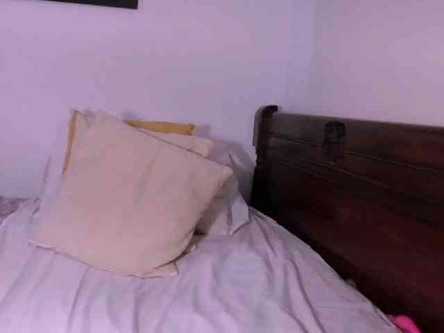 Lucypalmax webcam