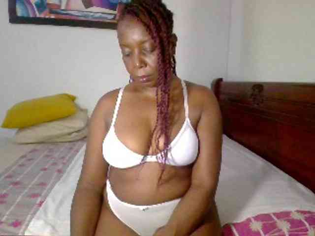 Lucypalmax webcam