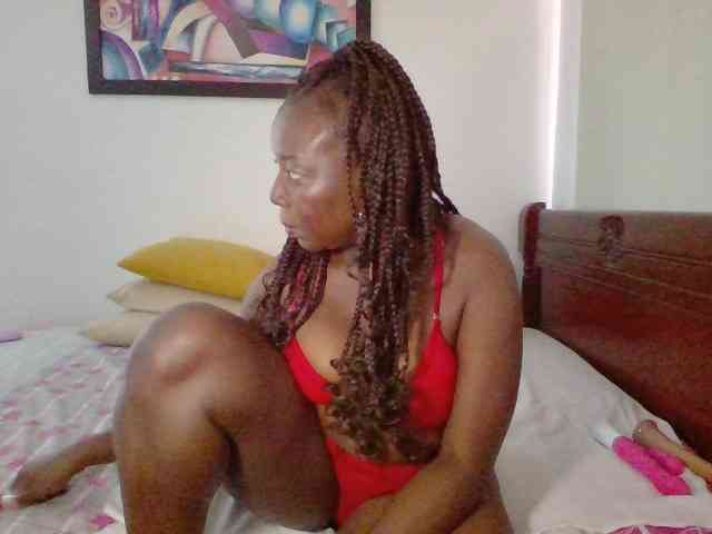 Lucypalmax webcam