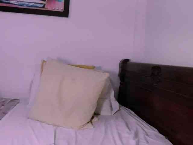 Lucypalmax webcam