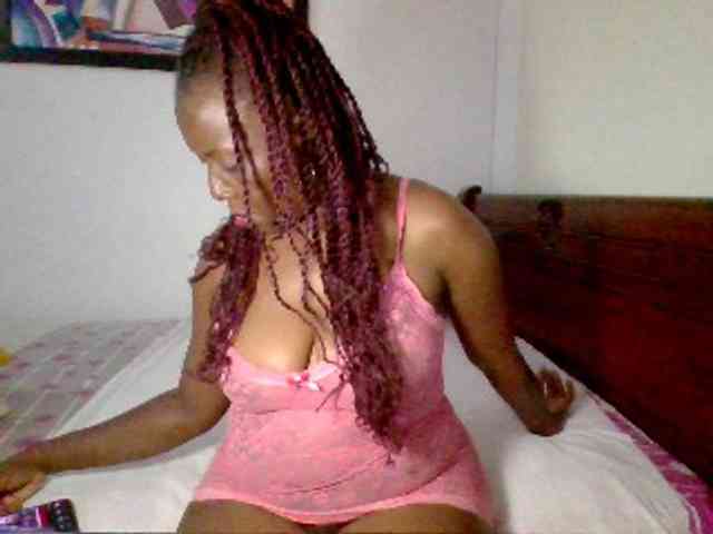 Lucypalmax webcam