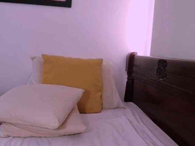 Lucypalmax webcam