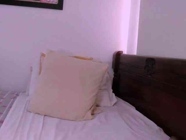 Lucypalmax webcam