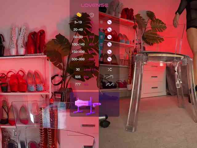Erika_Kirman webcam