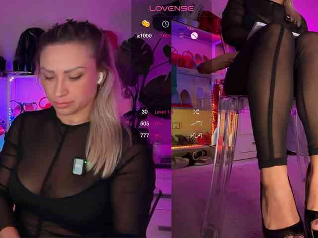 Erika_Kirman webcam