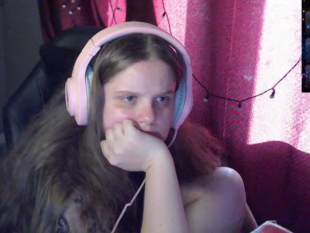 alicepussy's BongaCams show and profile