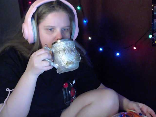 alicepussy's BongaCams show and profile