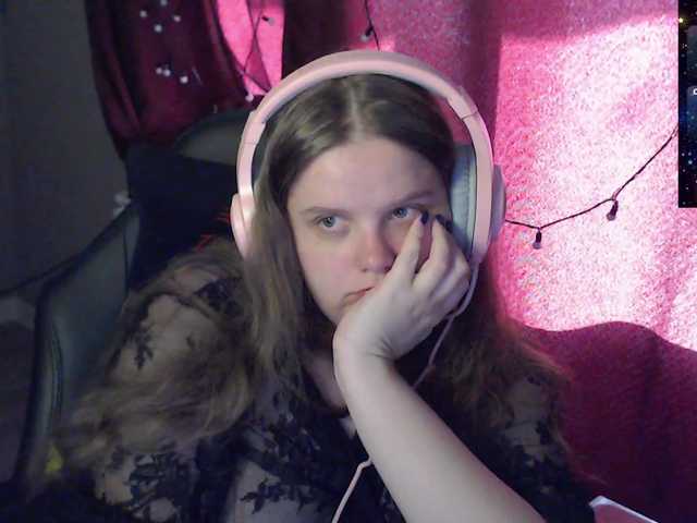 alicepussy's BongaCams show and profile