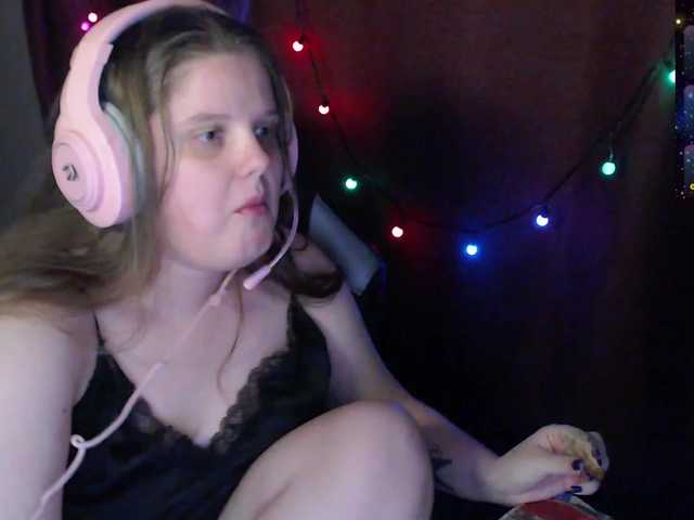 alicepussy's BongaCams show and profile