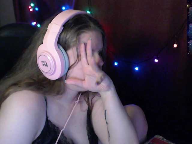 alicepussy's BongaCams show and profile