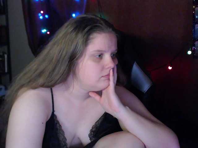 alicepussy's BongaCams show and profile