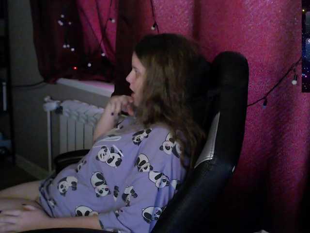 alicepussy's BongaCams show and profile