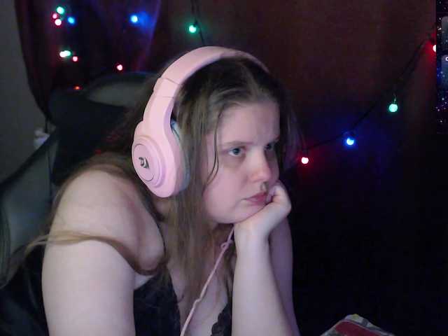 alicepussy's BongaCams show and profile