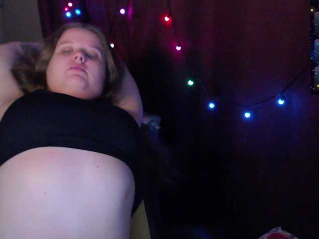 alicepussy's BongaCams show and profile