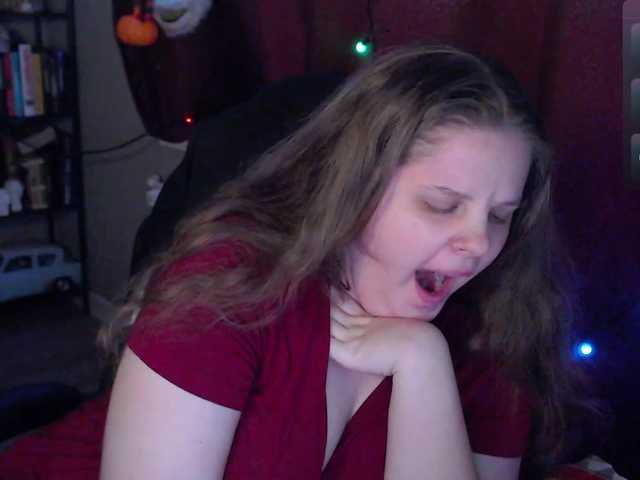 alicepussy's BongaCams show and profile