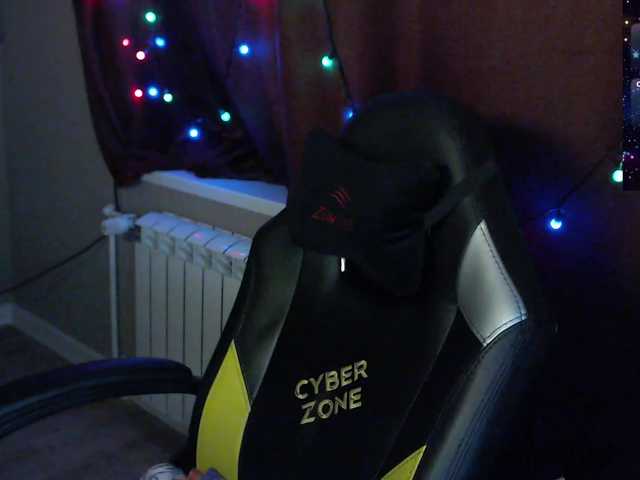 alicepussy's BongaCams show and profile