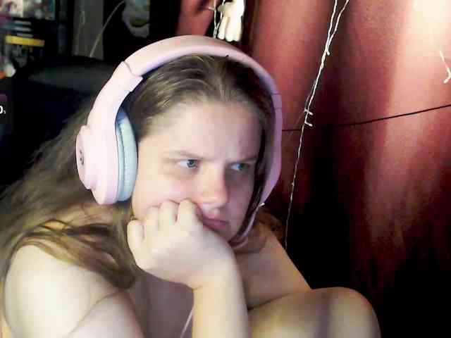 sweet_____cute webcam