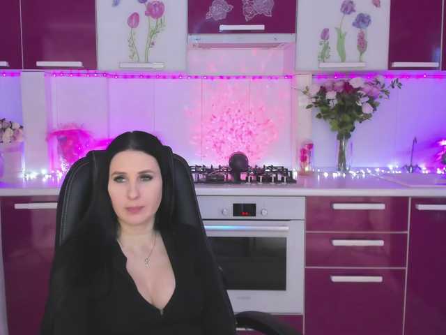 Olivija2020's BongaCams show and profile