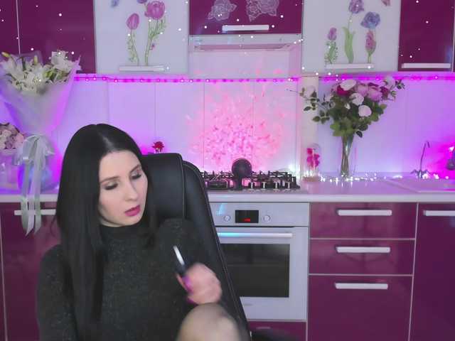 Olivija2020's BongaCams show and profile