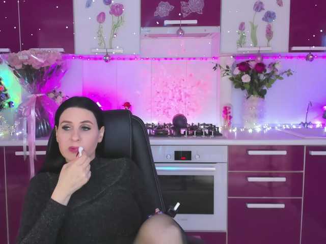 Olivija2020's BongaCams show and profile