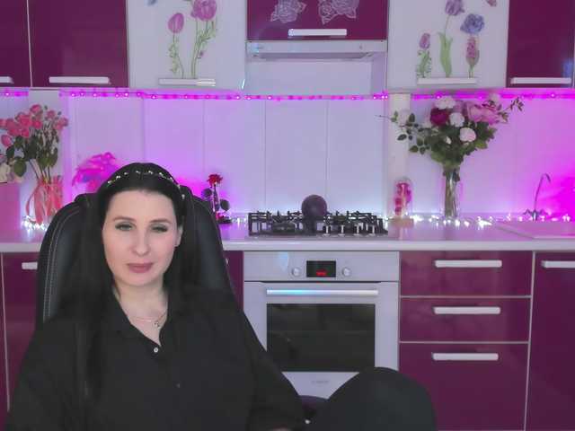 Olivija2020's BongaCams show and profile