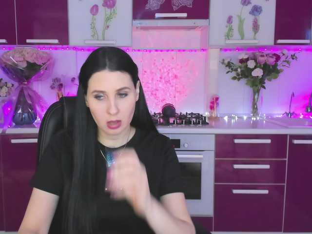 Olivija2020's BongaCams show and profile