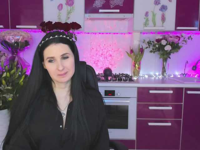 Olivija2020's BongaCams show and profile