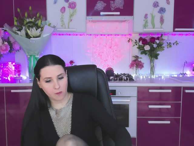 Olivija2020's BongaCams show and profile