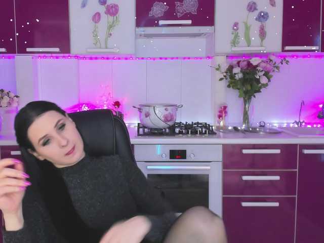 Olivija2020's BongaCams show and profile