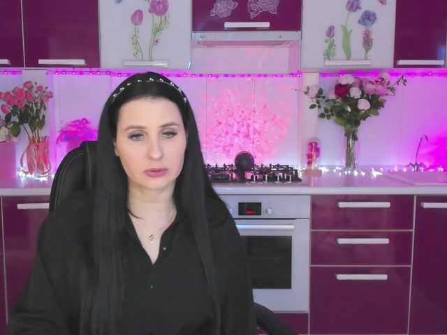 Olivija2020's BongaCams show and profile