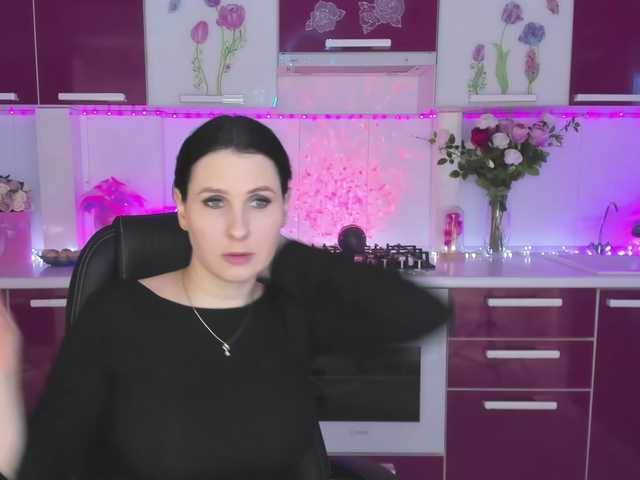 Olivija2020's BongaCams show and profile