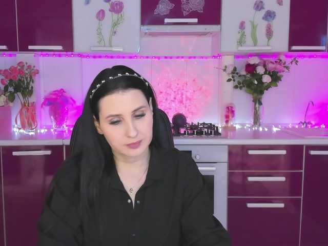 Olivija2020's BongaCams show and profile
