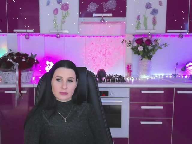 Olivija2020's BongaCams show and profile