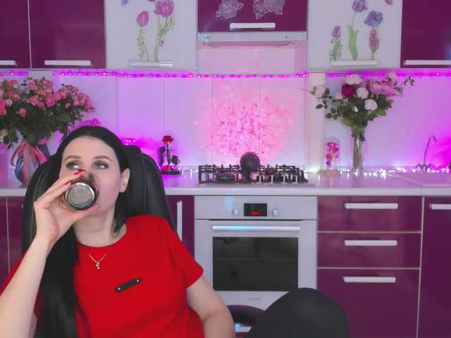 Olivija2020's BongaCams show and profile