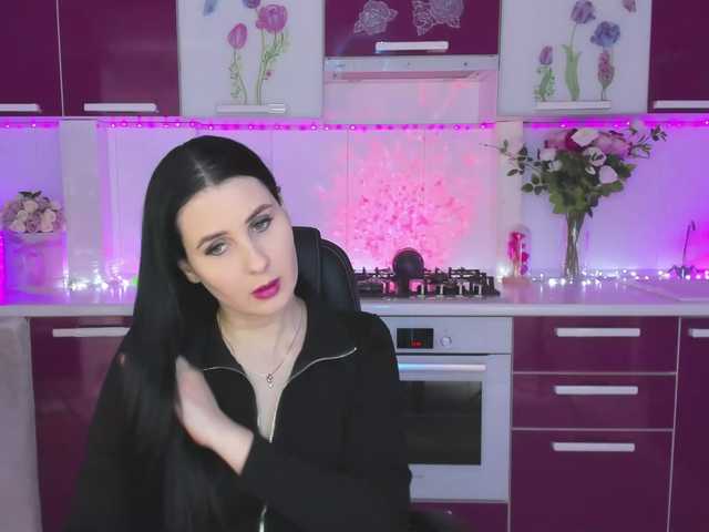 Olivija2020's BongaCams show and profile