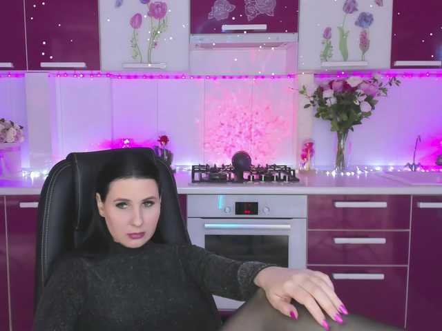 Olivija2020's BongaCams show and profile