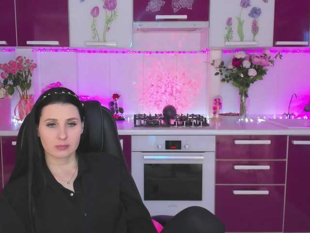 Olivija2020's BongaCams show and profile