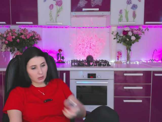 Olivija2020's BongaCams show and profile