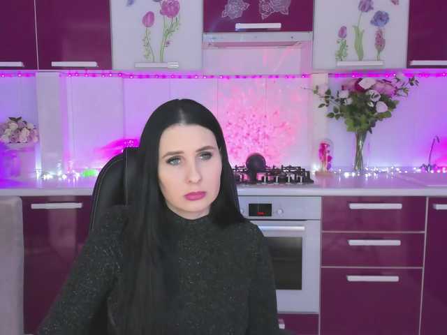 Olivija2020's BongaCams show and profile