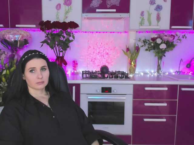 Olivija2020's BongaCams show and profile