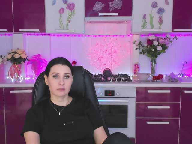 Olivija2020's BongaCams show and profile