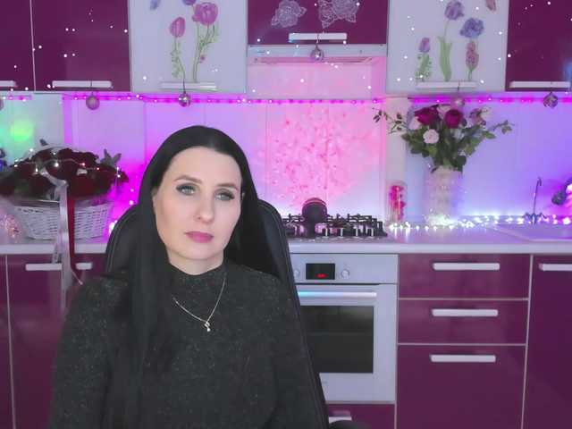 Olivija2020's BongaCams show and profile