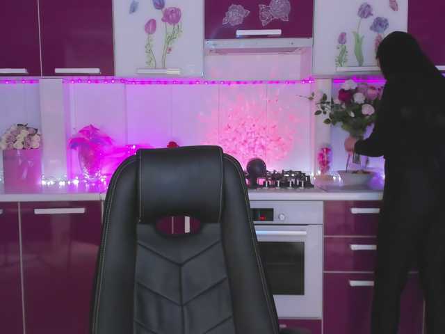 Olivija2020's BongaCams show and profile