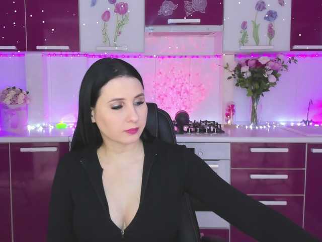Olivija2020's BongaCams show and profile