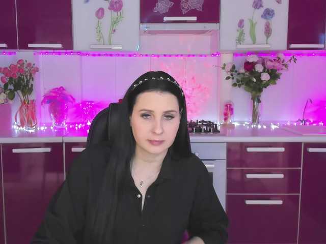 Olivija2020's BongaCams show and profile
