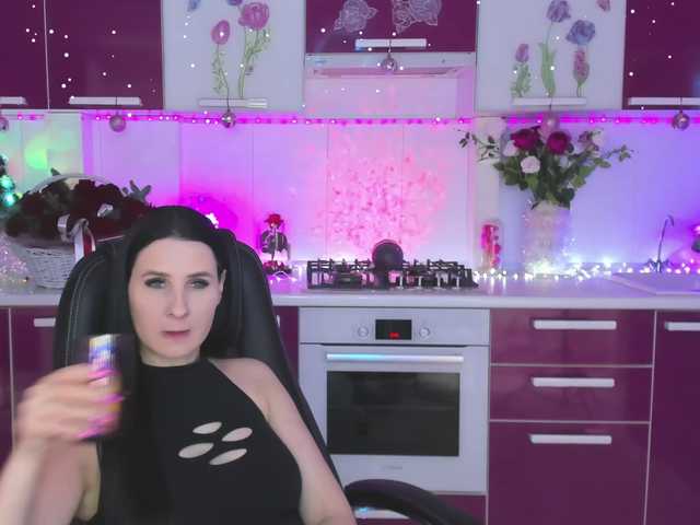 Olivija2020's BongaCams show and profile