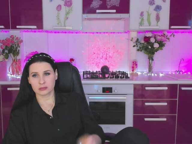 Olivija2020's BongaCams show and profile